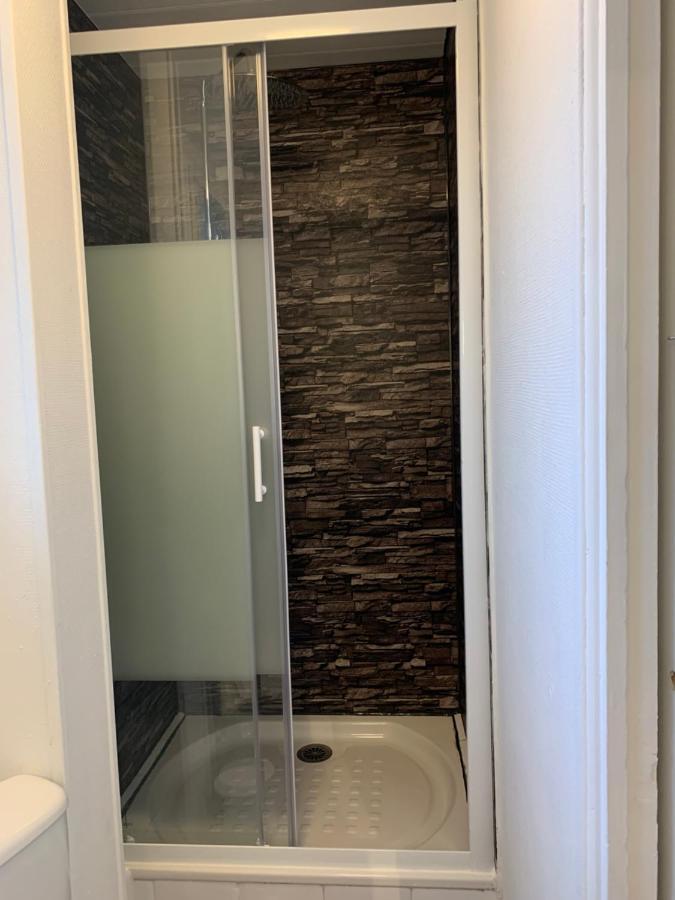 Le Famillial , 2 Chambres Doubles Lits Faits Et Serviettes De Toilette Fournies Avec Parking Prive 1 Voiture, Netflix, Disney Plus Disponible Дьепп Экстерьер фото